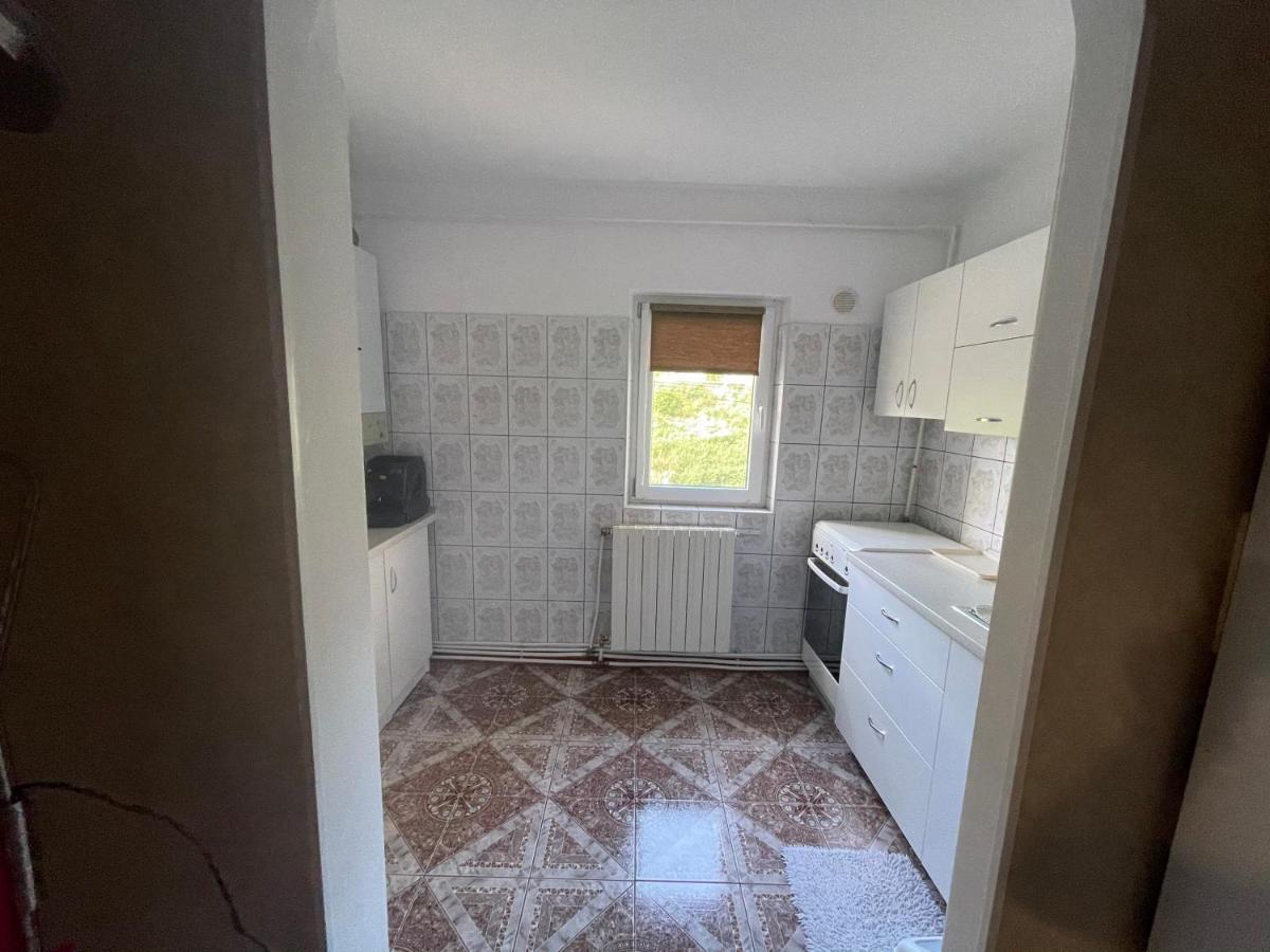 Apartament Bella Tirgu Ocna Exterior photo
